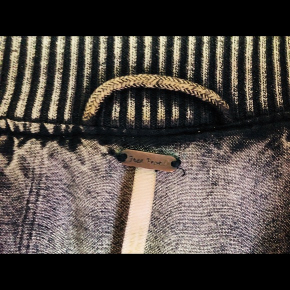 Super cool Free People bomber jacket - Picture 2 of 7